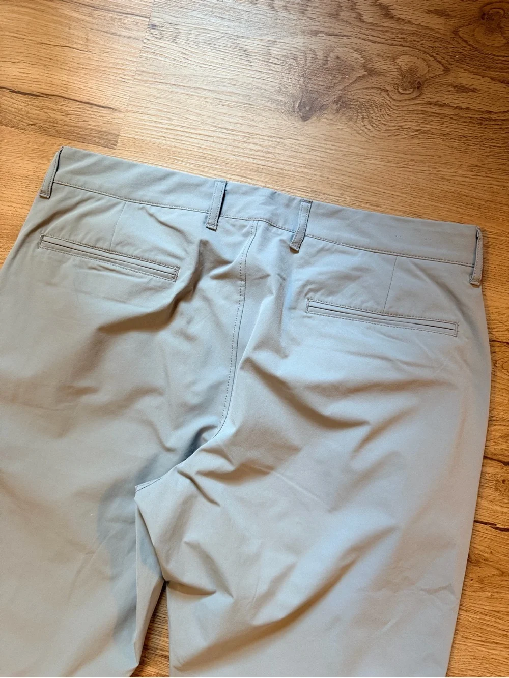 J. Crew Straight-Fit Tech Pant Light Gray Size 33x32